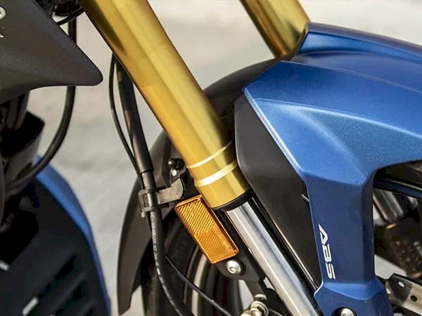 Honda Hornet Price Mileage, Images, Colours